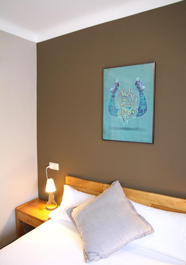 Hostal Fonda Prat Puigcerdà Dış mekan fotoğraf