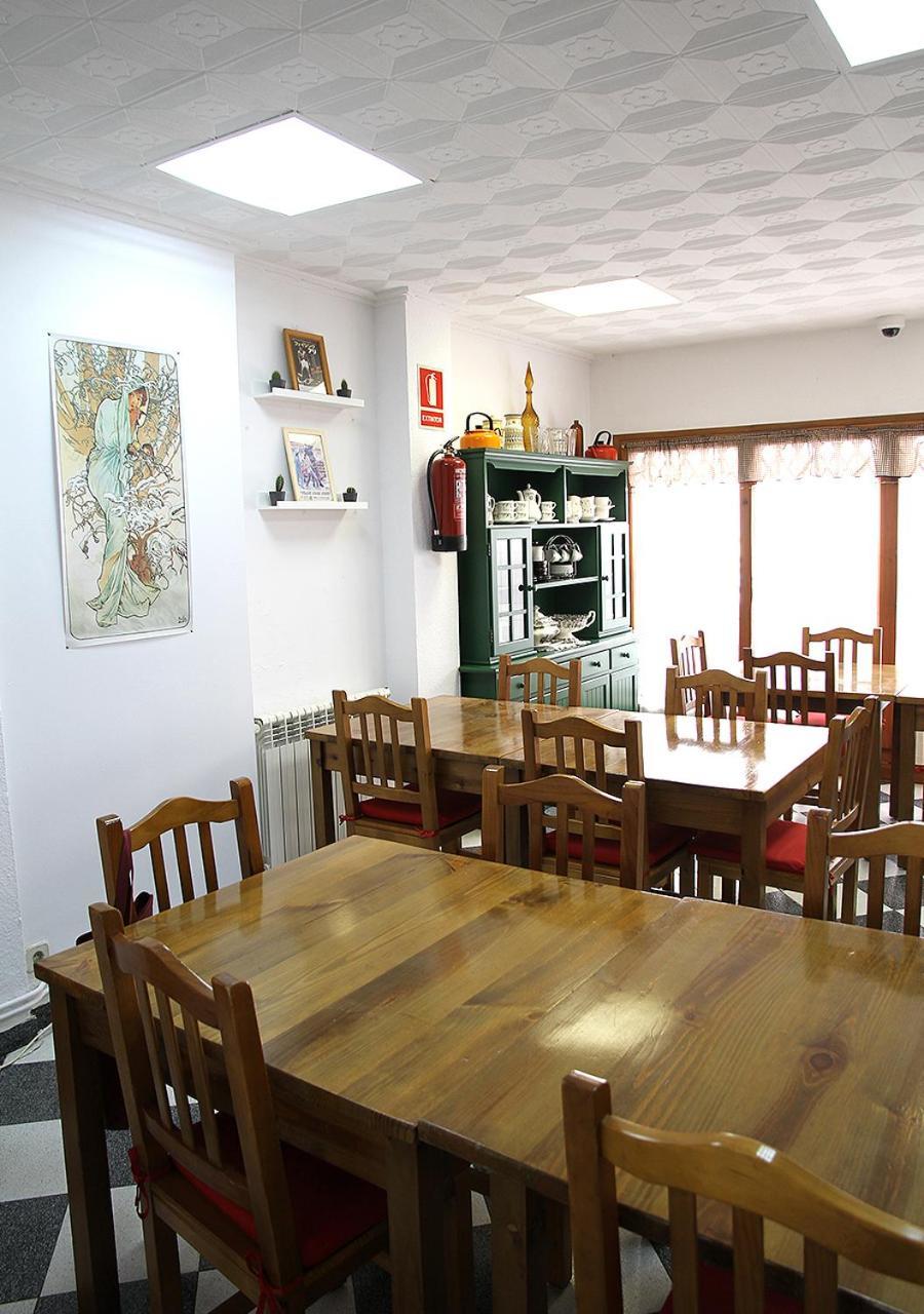 Hostal Fonda Prat Puigcerdà Dış mekan fotoğraf